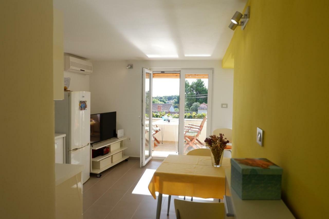 Apartment Marija Premantura Bagian luar foto