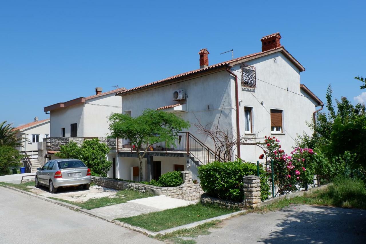 Apartment Marija Premantura Bagian luar foto